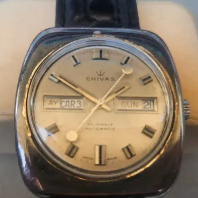 Vintage CHIVAS 25-Jewel Automatic Swiss Day-Date Wristwatch