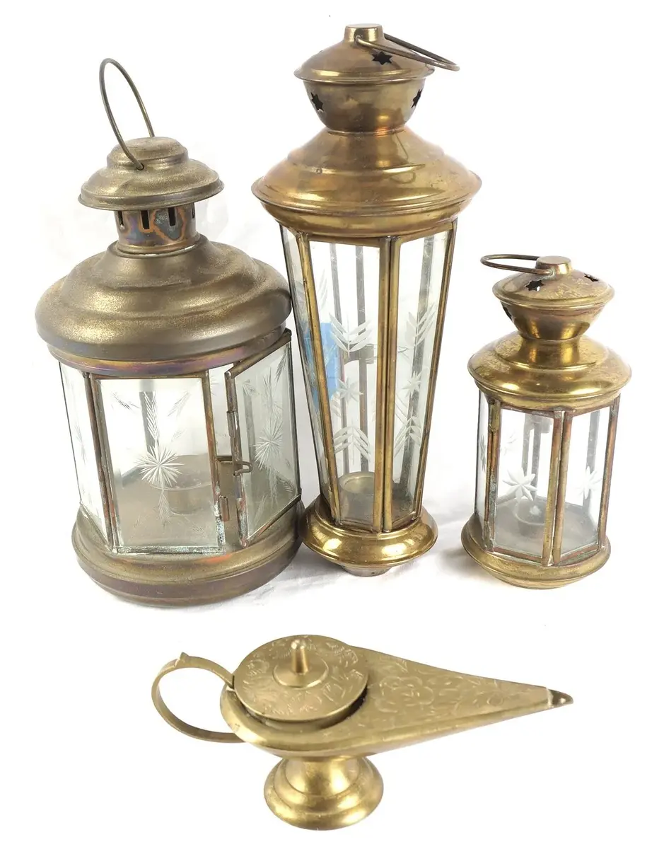 Brass Aladdin-Style Oil Lamp And 3 Six-Sided Glass Lanterns, 4 Pieces