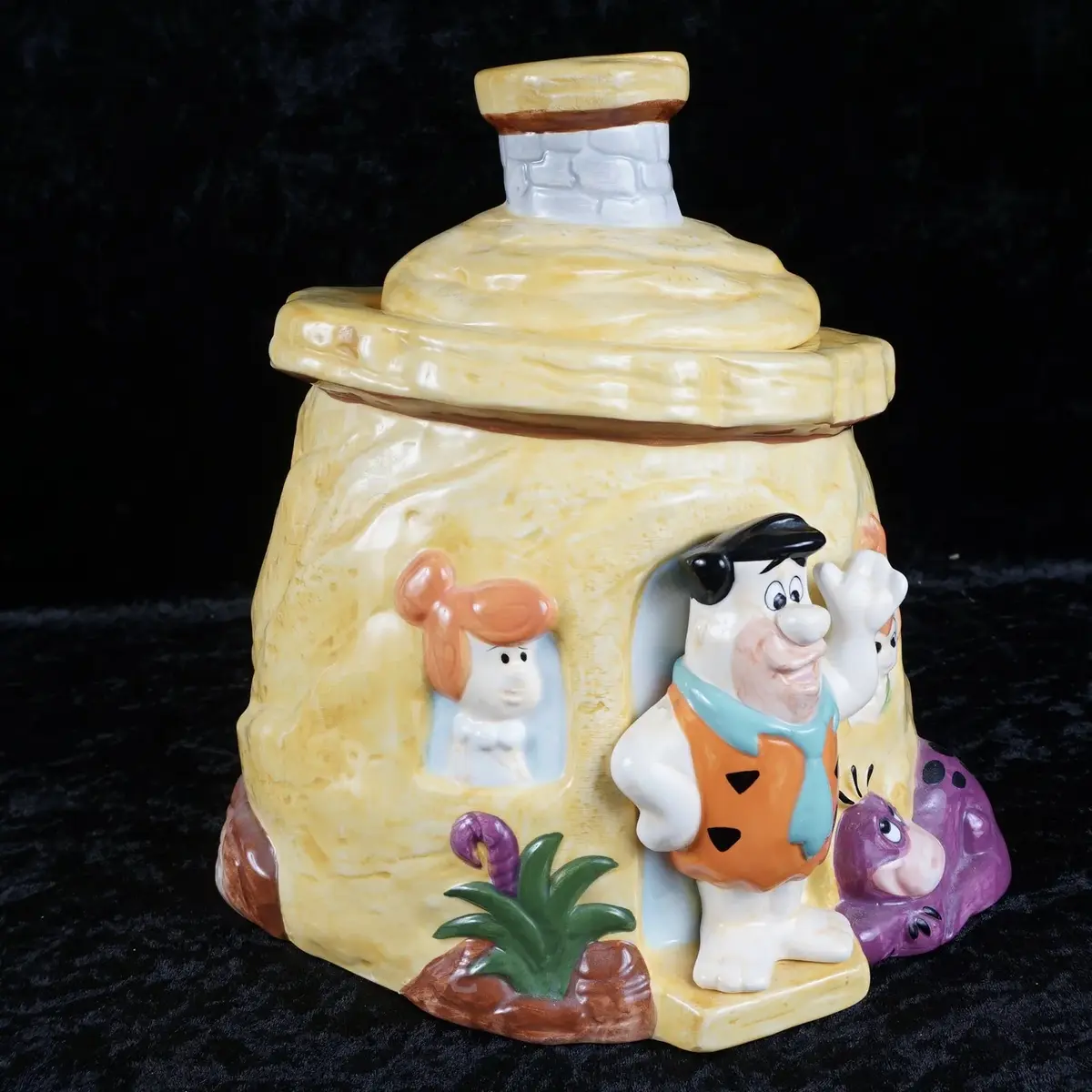 Flintstones Certified International Ceramic Cookie Jar, Stone House With Fred & Dino