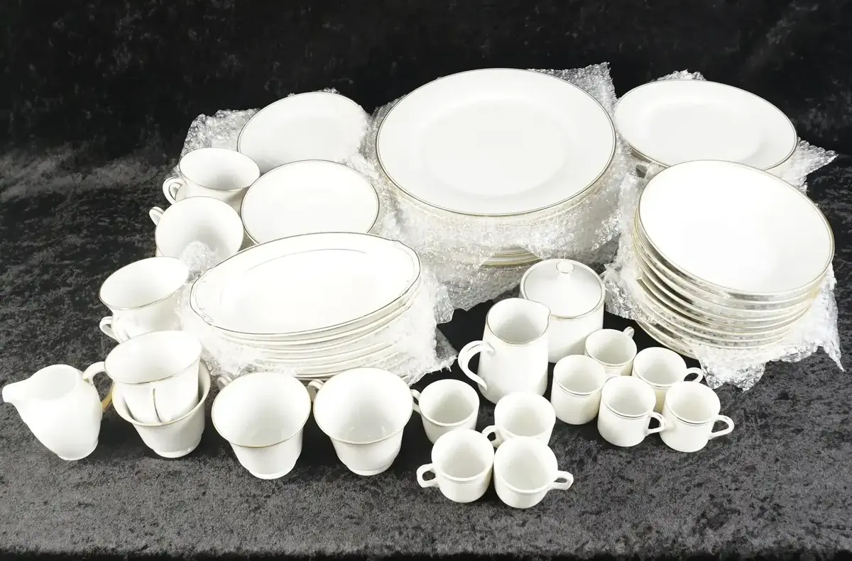Noritake RC White Porcelain Dinnerware & Tea Set With Gold Trim