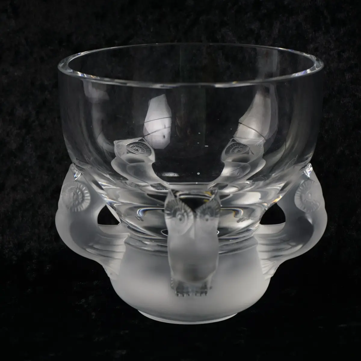 Lalique Crystal Hiboux Bowl With 5 Frosted Owls