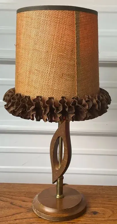 Vintage Mid-Century Table Lamp