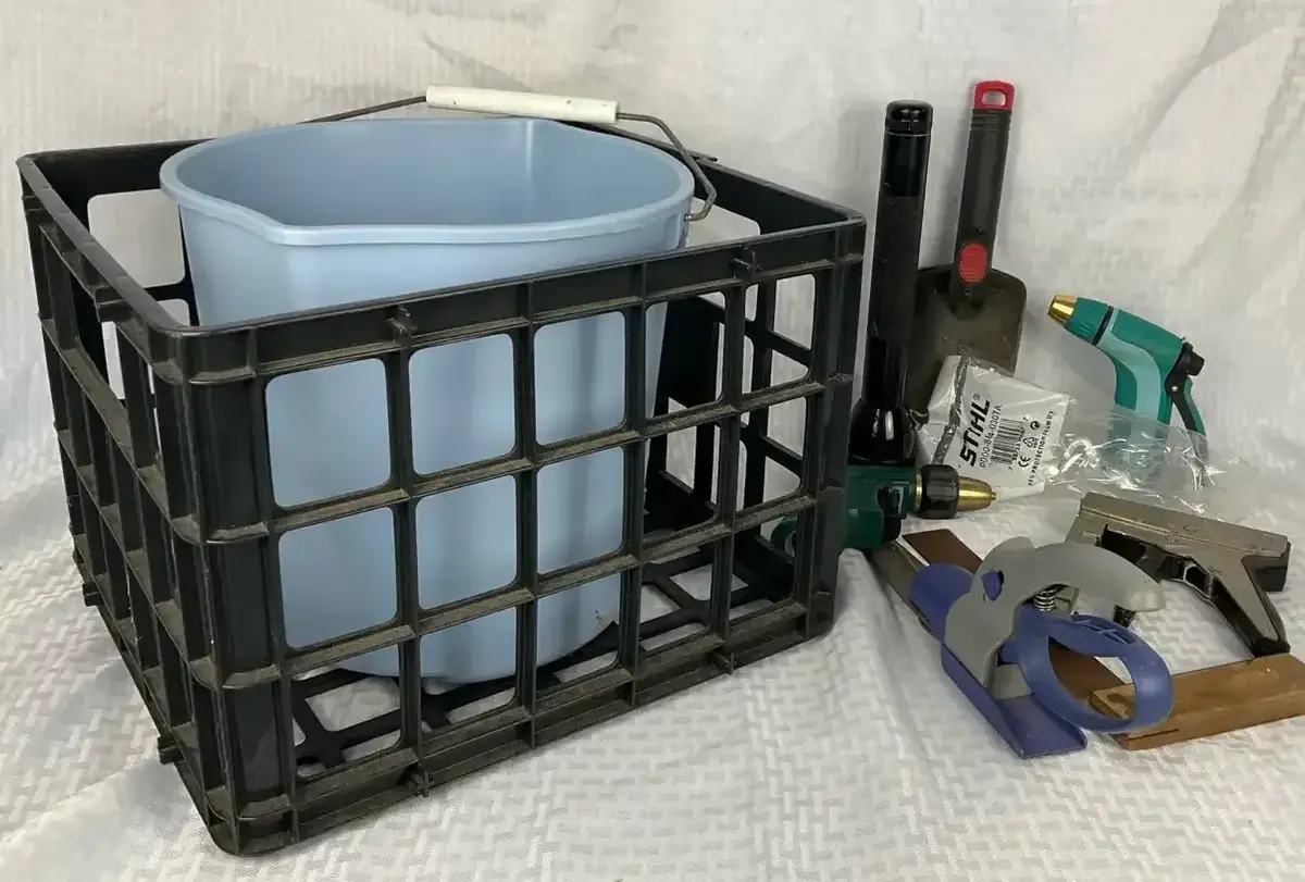 Rubbermaid Bucket and Tool Assortment