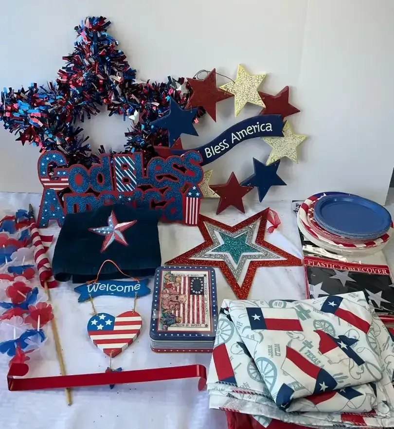 Patriotic God Bless America Decor