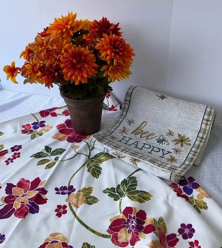 Autumn Floral Table Decor