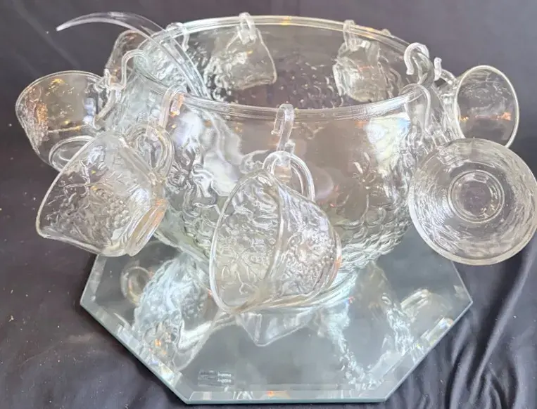 Vintage Indiana Glass Celebration 18-Piece Punch Set In Box