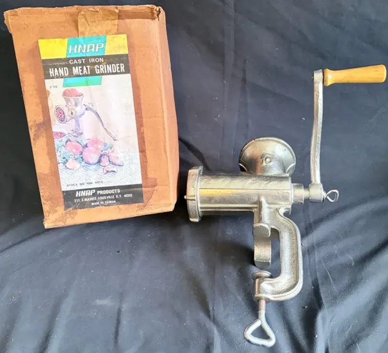 Vintage KNAPP No. 10 Cast Iron Hand Crank Meat Grinder With Box