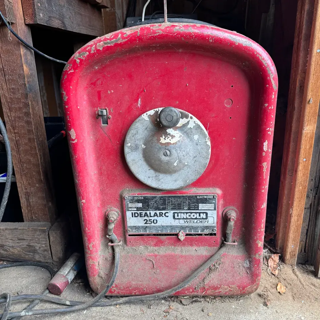 Lincoln Welder Idealarc 250 | Plus Accessories