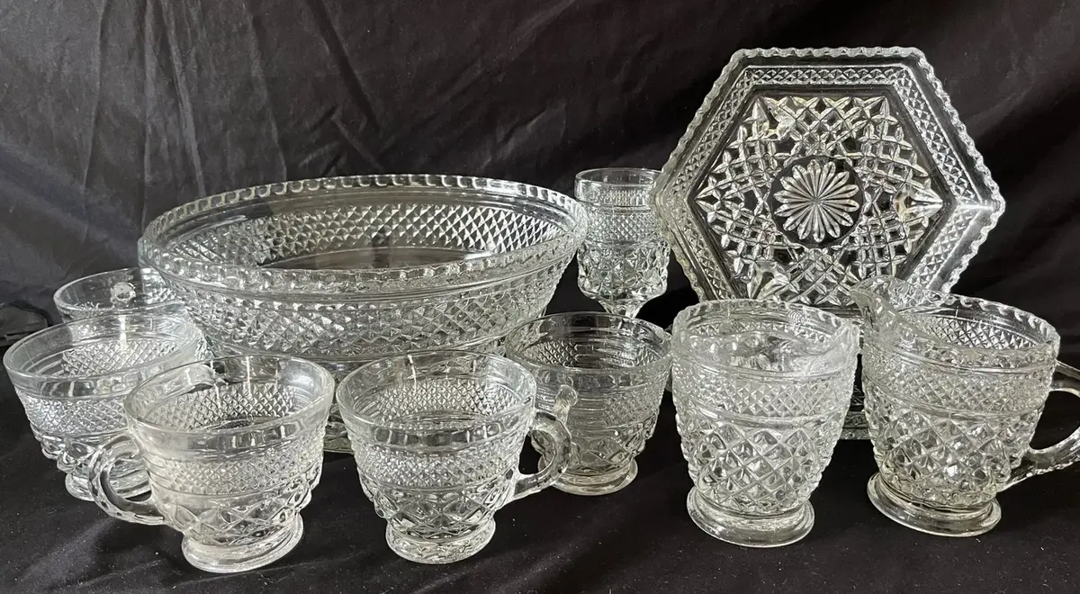Vintage Anchor Hocking Wexford Glassware Assortment