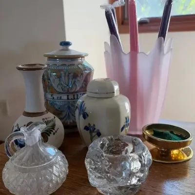 Vintage Glass & Ceramic Decor Lot Italian Maiolica Jar Otagiri Iris Frosted Glass⁠