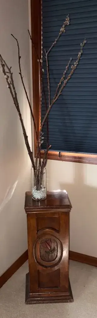 Antique Arts & Crafts Mission Oak Pedestal Plant Stand Carved Floral Floral Motif Column