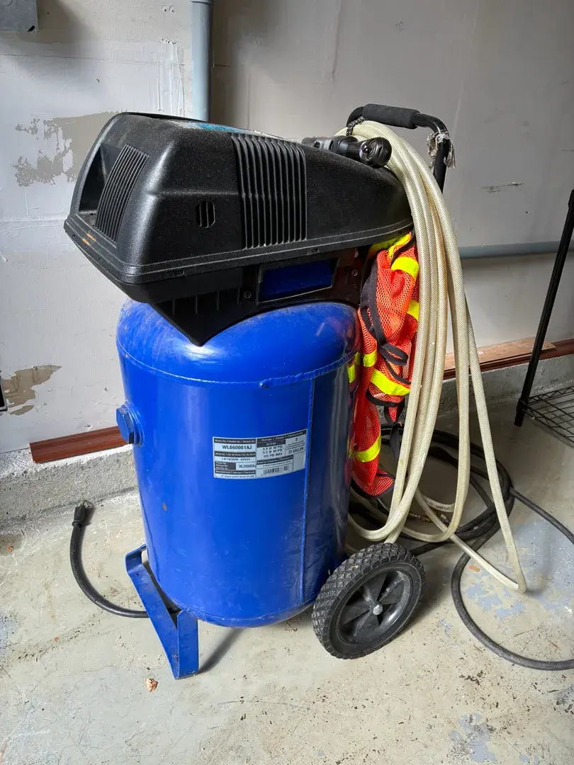 Campbell Hausfeld Air Compressor 