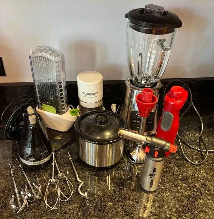 Kitchen Tools - Oster Blender, Kitchen Aid Stick Blender, & Other Tools