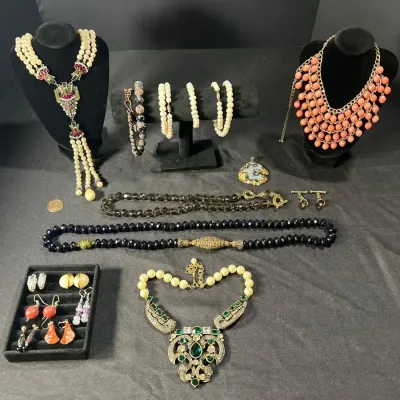 Pearls and Heidi Daus Plus Others