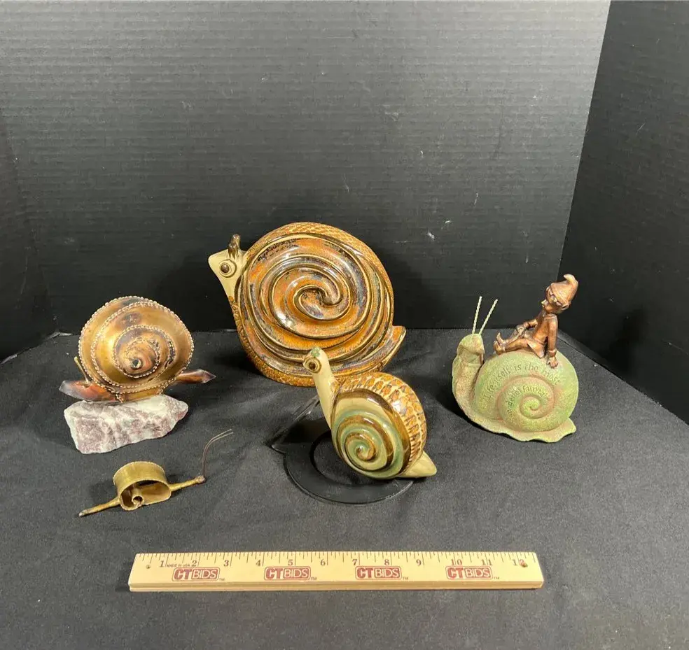 Metal Snail Decor and Friends