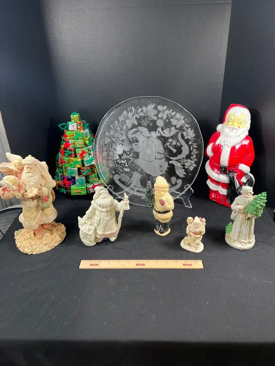 Vintage Santa Lot