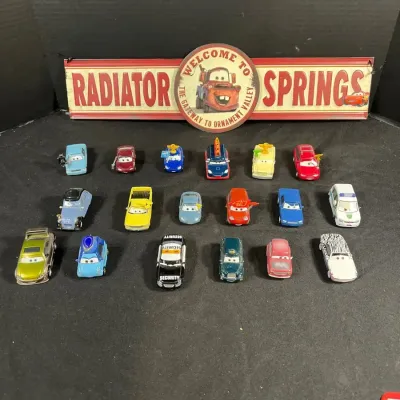 Pixar Cars Radiator Springs Mystery Lot of 18 Cars