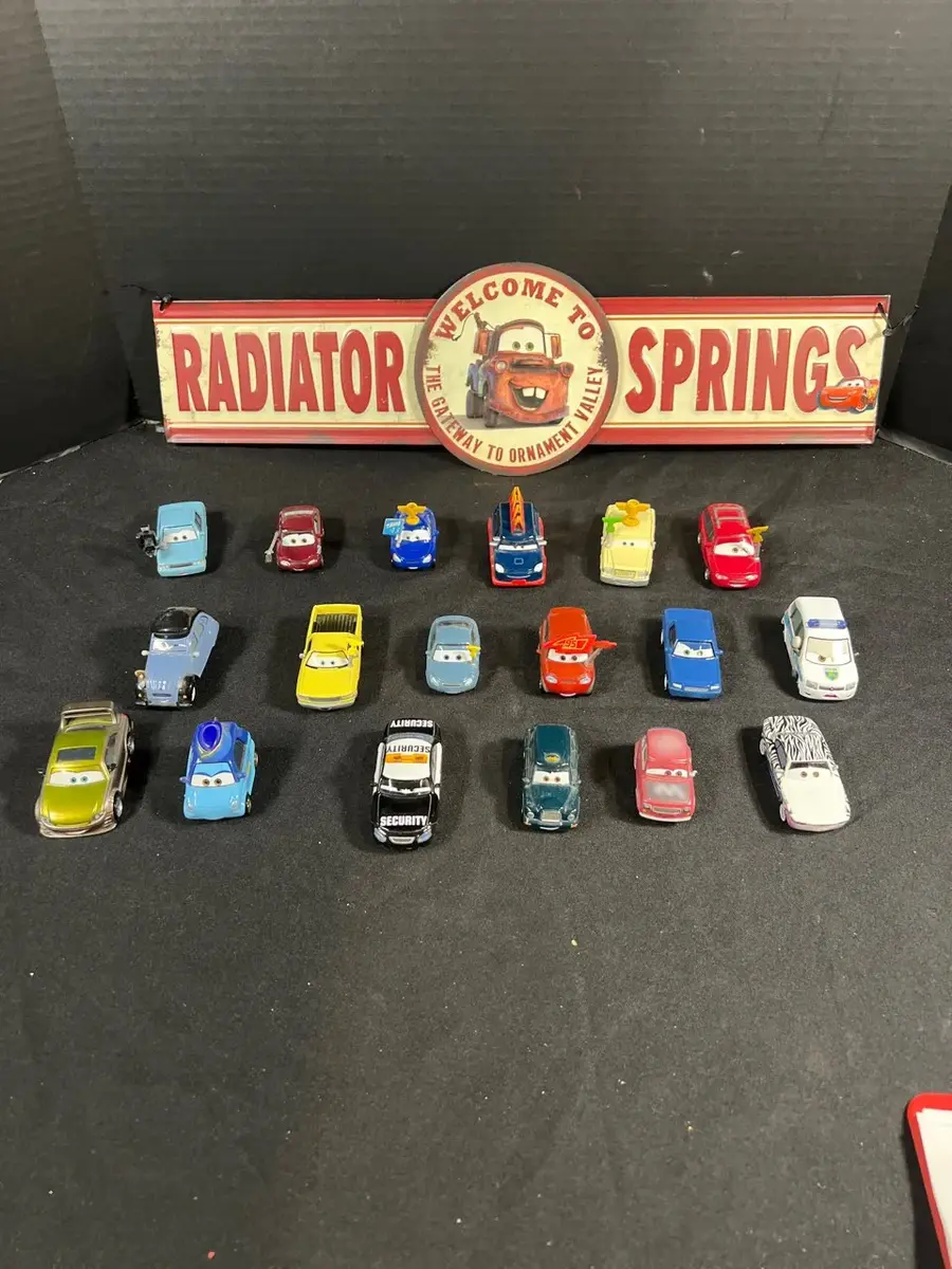 Pixar Cars Radiator Springs Mystery Lot of 18 Cars