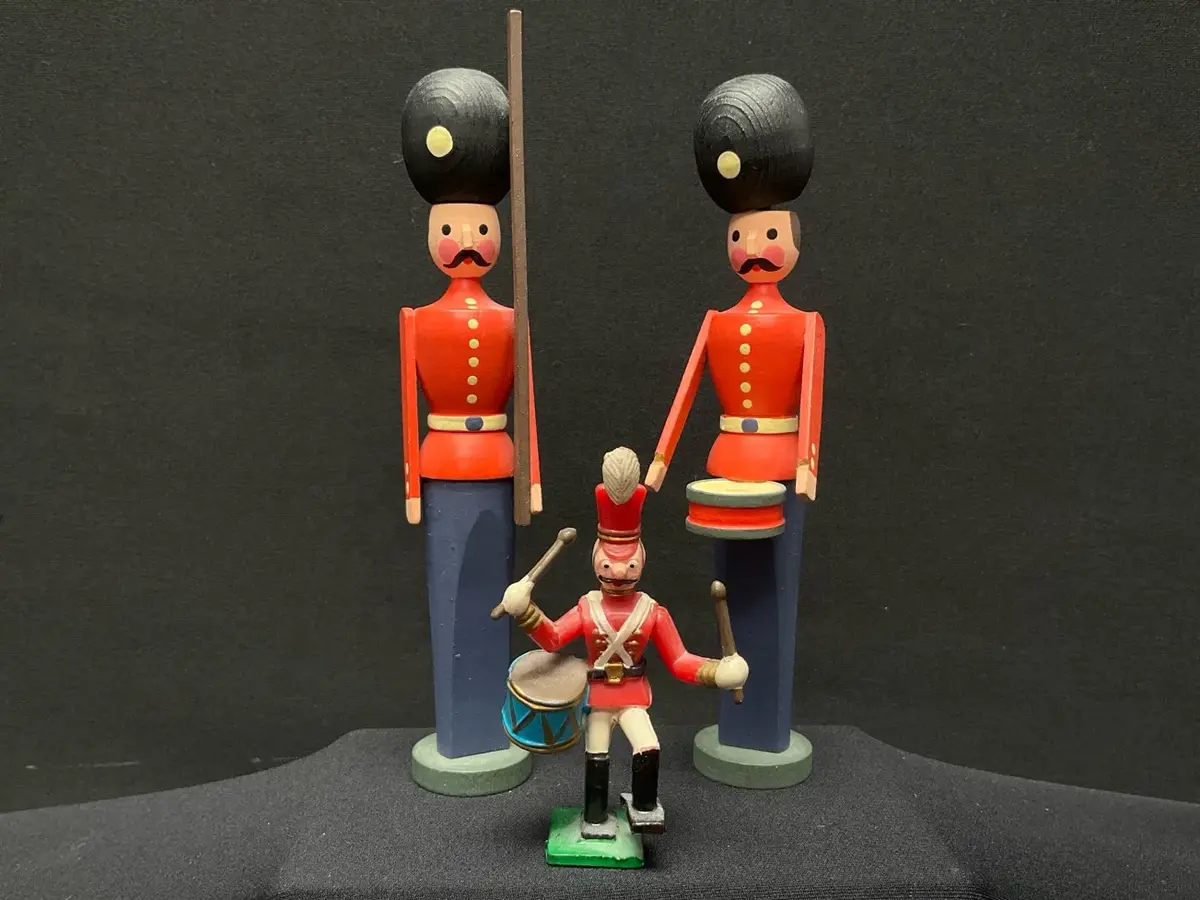 Toy Soldier Figurines