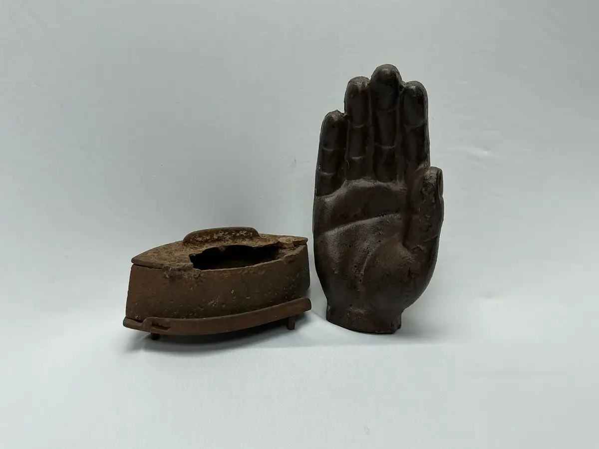 Cast Iron Decor 