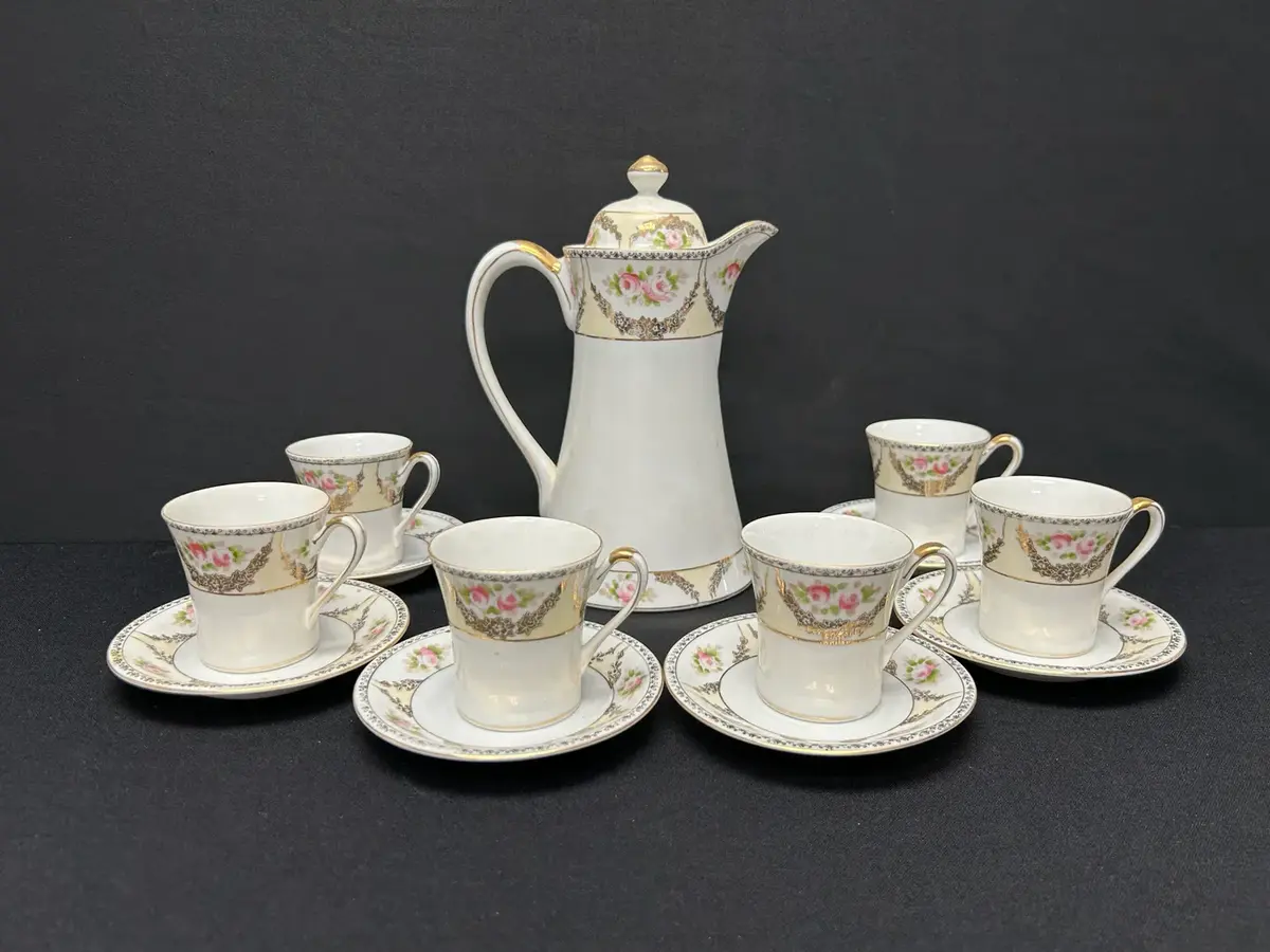 Noritake Chocolate/teapot Set