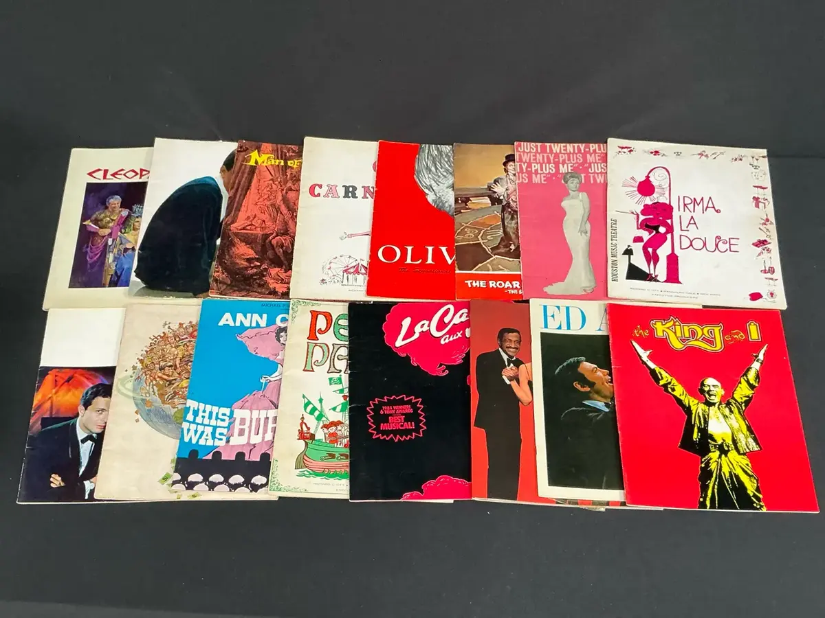 Performing Arts Magazines And Playbills 