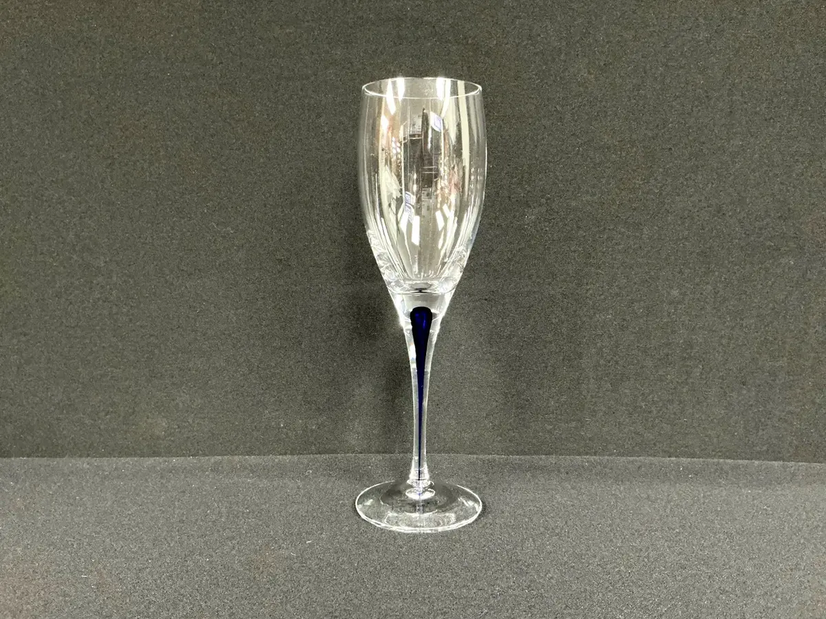 Orrefors Intermezzo Blue 6oz Crystal Wine Glass 1
