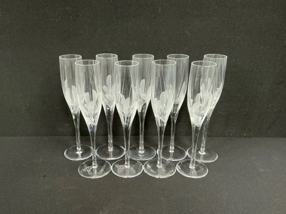 Atlantis Foliage Crystal Champagne Flutes