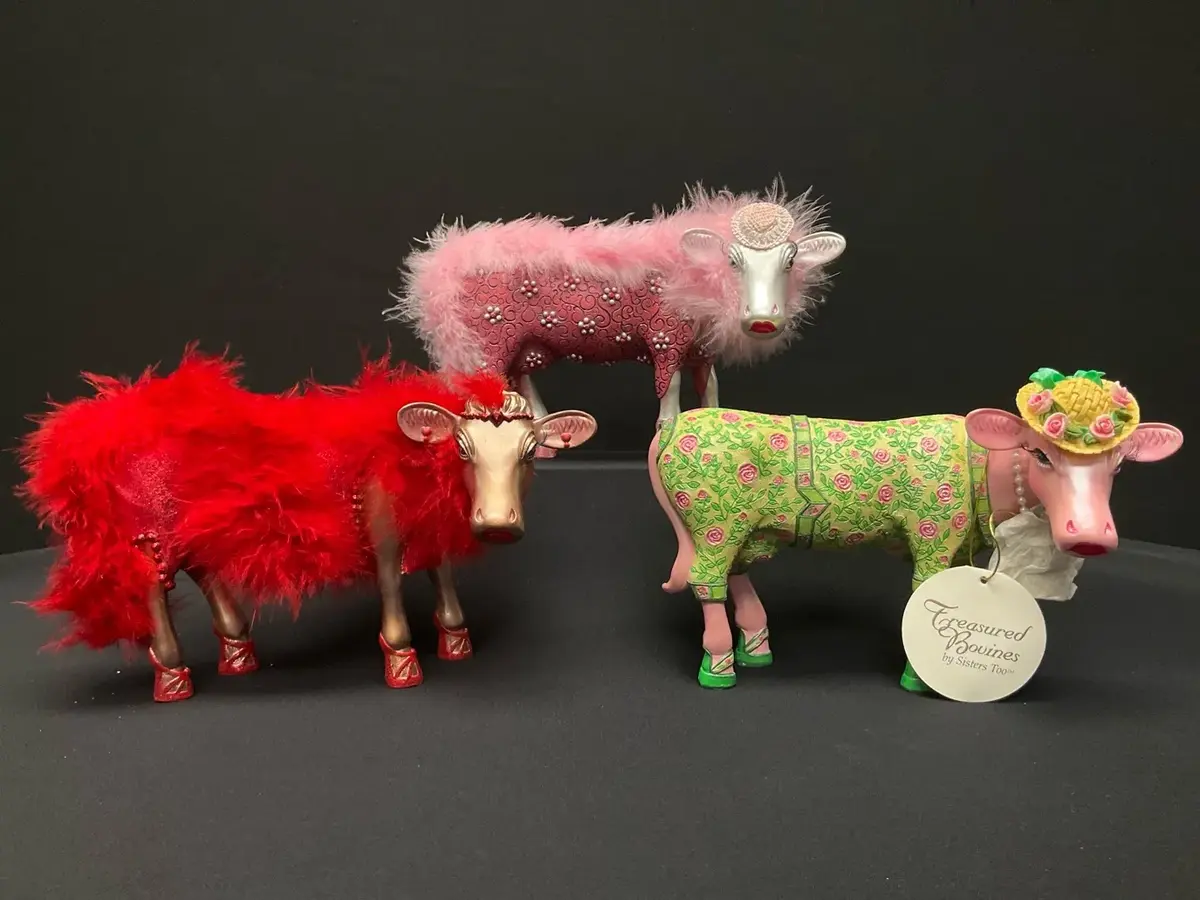 Udderly Fabulous Enesco Treasured Bovines