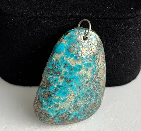 Very Large Polished Turquoise Cabochon Pendant 17.64g * 42.66mm X 27.37mm