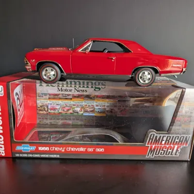1966 Chevrolet Chevelle SS 396 Auto World American Muscle 1:18 Die Cast