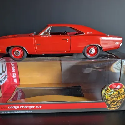 Auto World American Muscle 1969 Dodge Charger R/T 1:18 Die Cast Model