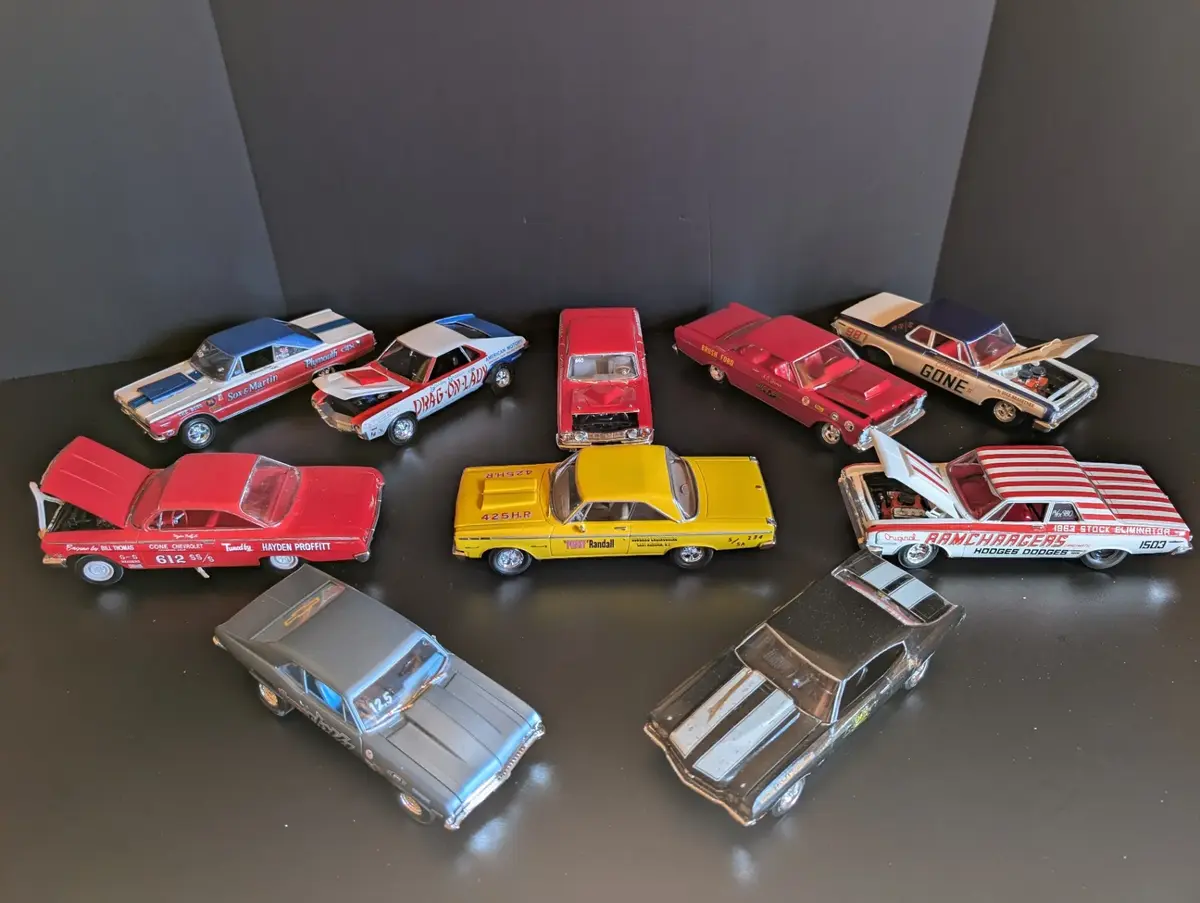 Vintage 1:24 Drag Racing Model Car Collection – 10 Piece