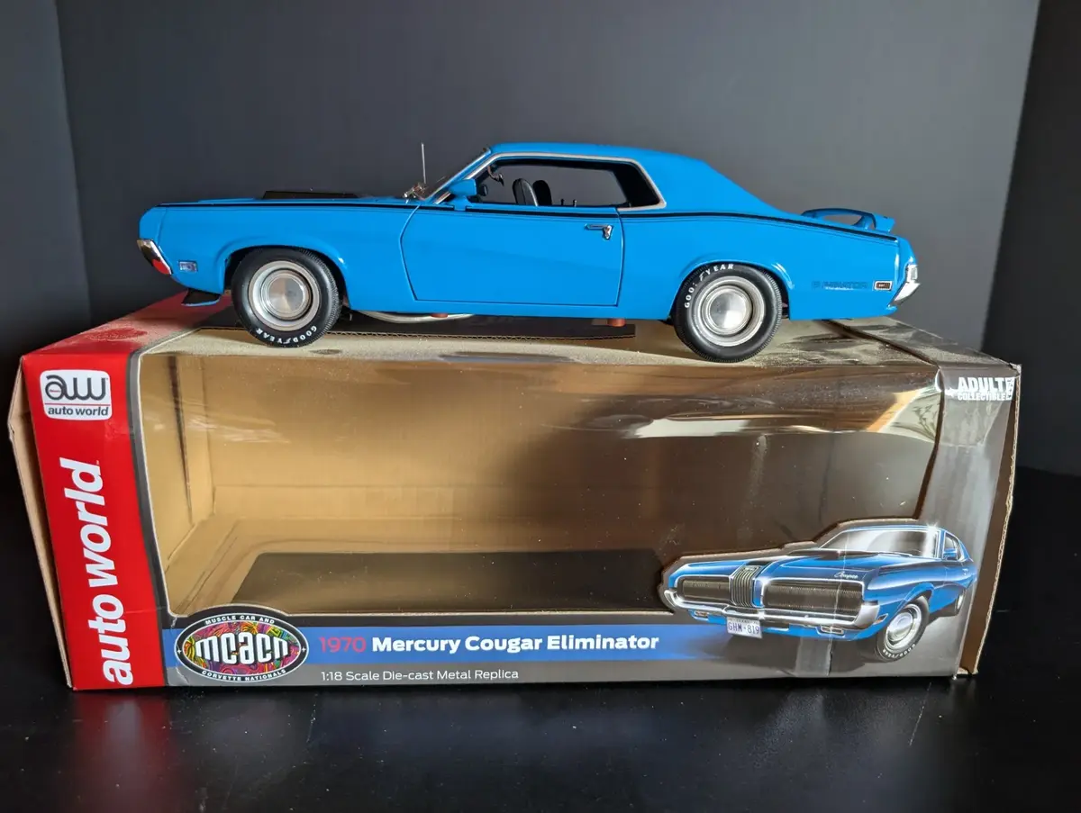Auto World 1970 Mercury Cougar Eliminator 1:18 Die-Cast Model with Box