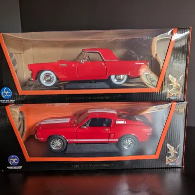 Lucky Die Cast 1955 Ford Thunderbird and 1968 Shelby GT-500KR 1:18 Scale