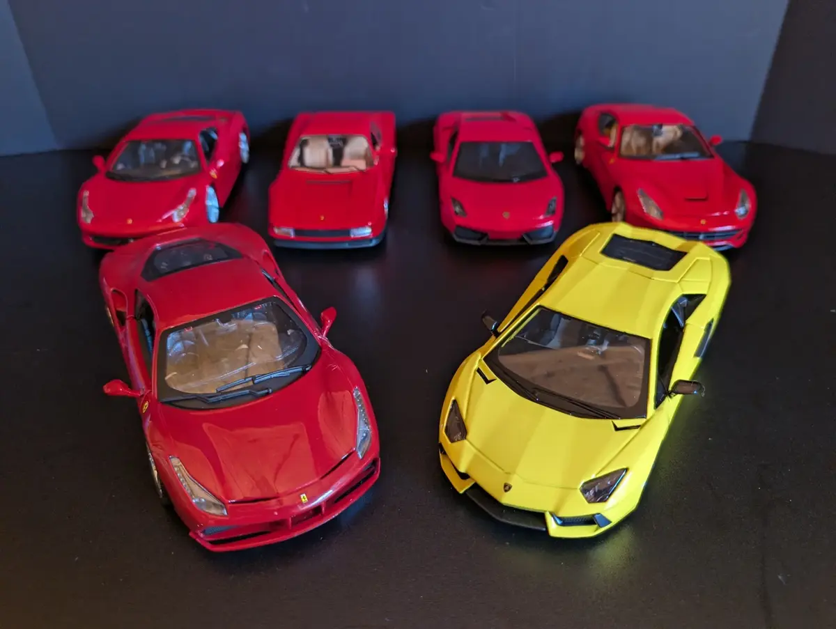6-Piece 1:24 Scale Ferrari & Lamborghini Diecast Exotic Car Collection