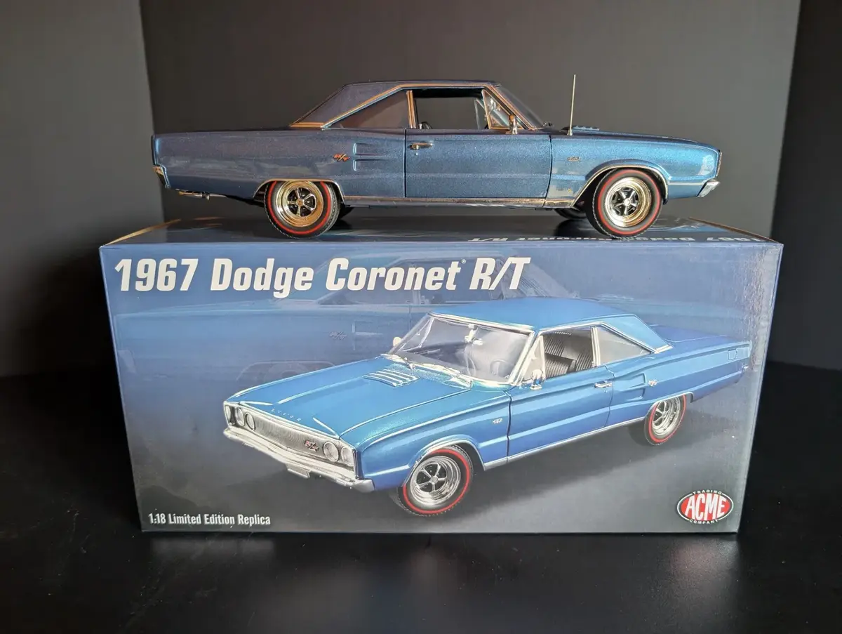 ACME 1967 Dodge Coronet R/T 426 Hemi 1:18 Limited Edition Die Cast Model