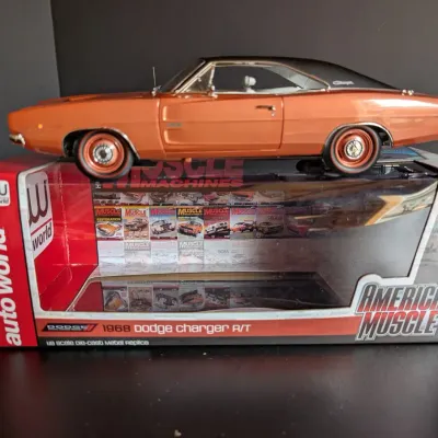 1968 Dodge Charger R/T Auto World American Muscle 1:18 Die Cast