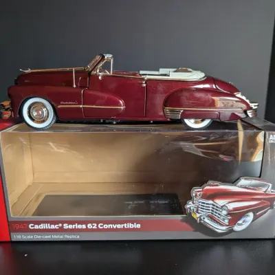 Auto World 1947 Cadillac Series 62 Convertible 1:18 Die Cast Model with Box