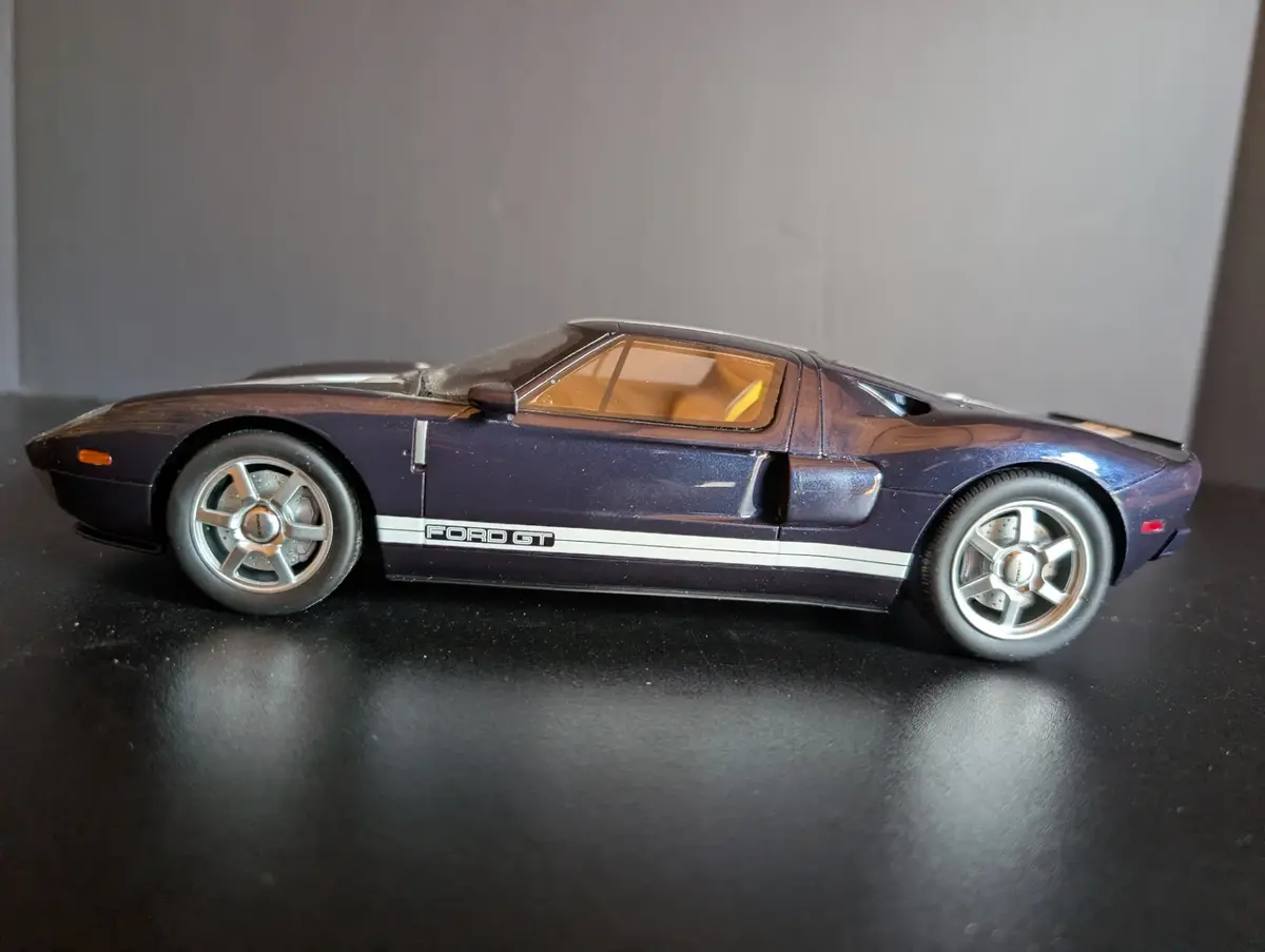 2006 Ford GT Limited Edition 1:18 Die-Cast Model No. 0114