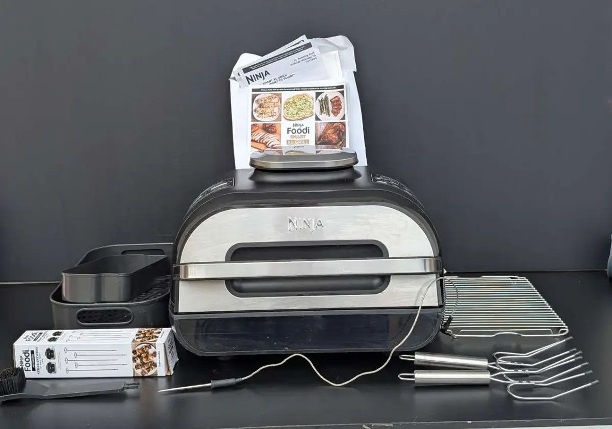 Ninja Foodi Smart XL Grill FG551 with Accessories and Original Box