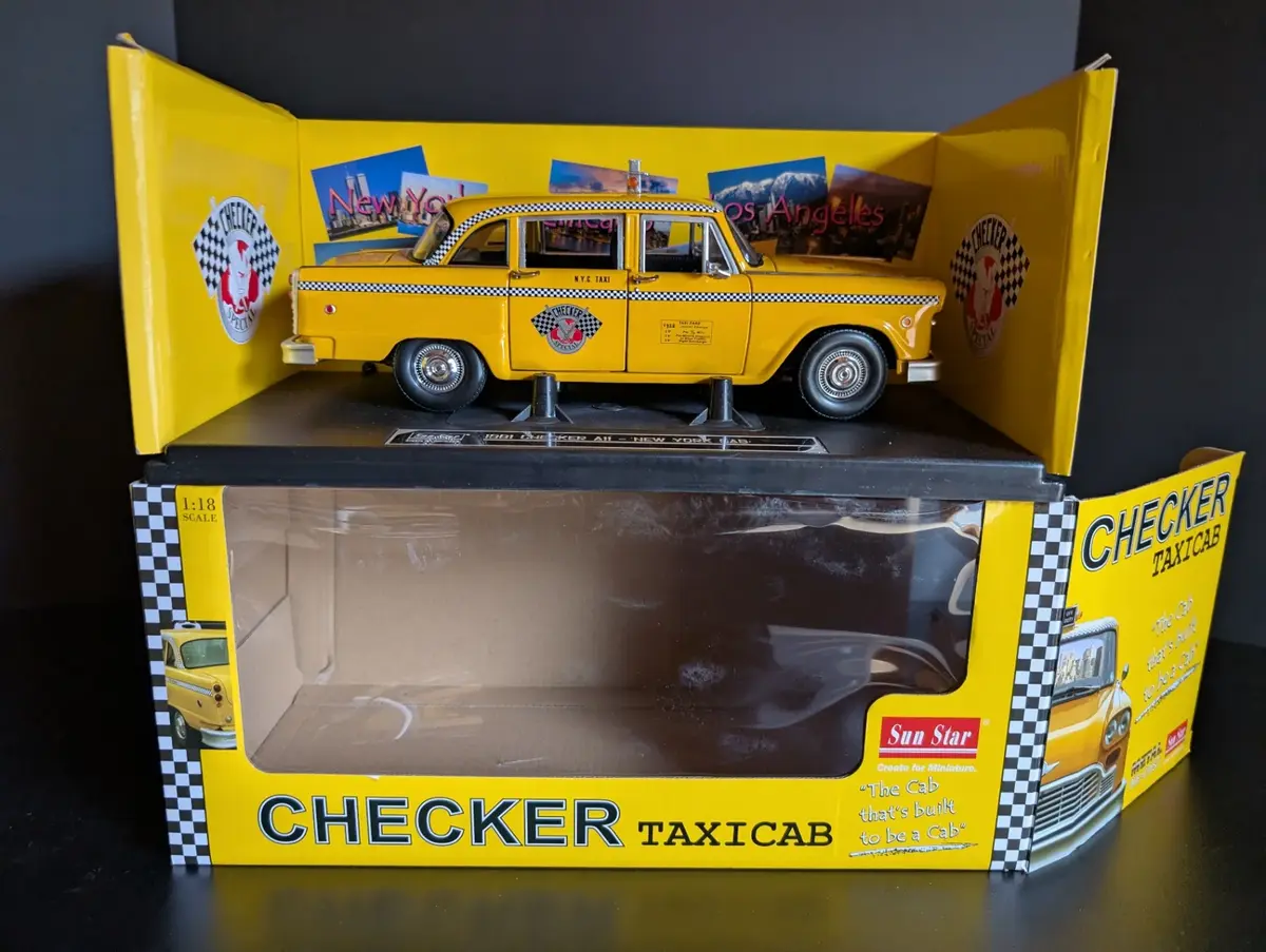 Sun Star 1981 Checker A11 New York Taxicab 1:18 Die Cast Model with Box