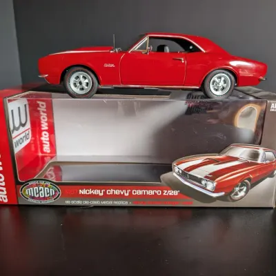 Auto World American Muscle 1967 Nickey Chevrolet Camaro Z28 1:18 Scale Die Cast Model