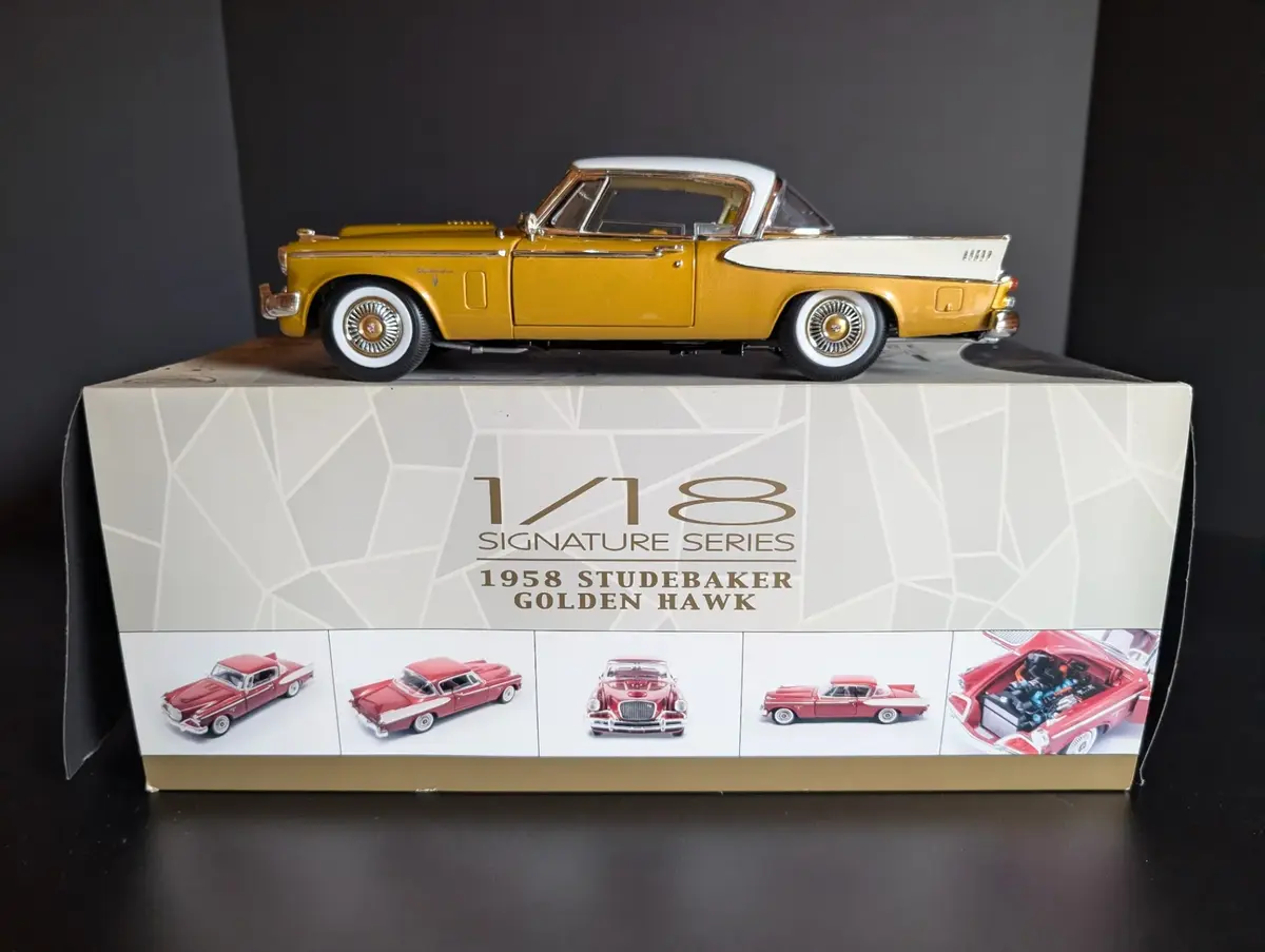 Signature Models 1:18 1958 Studebaker Golden Hawk Die Cast Model
