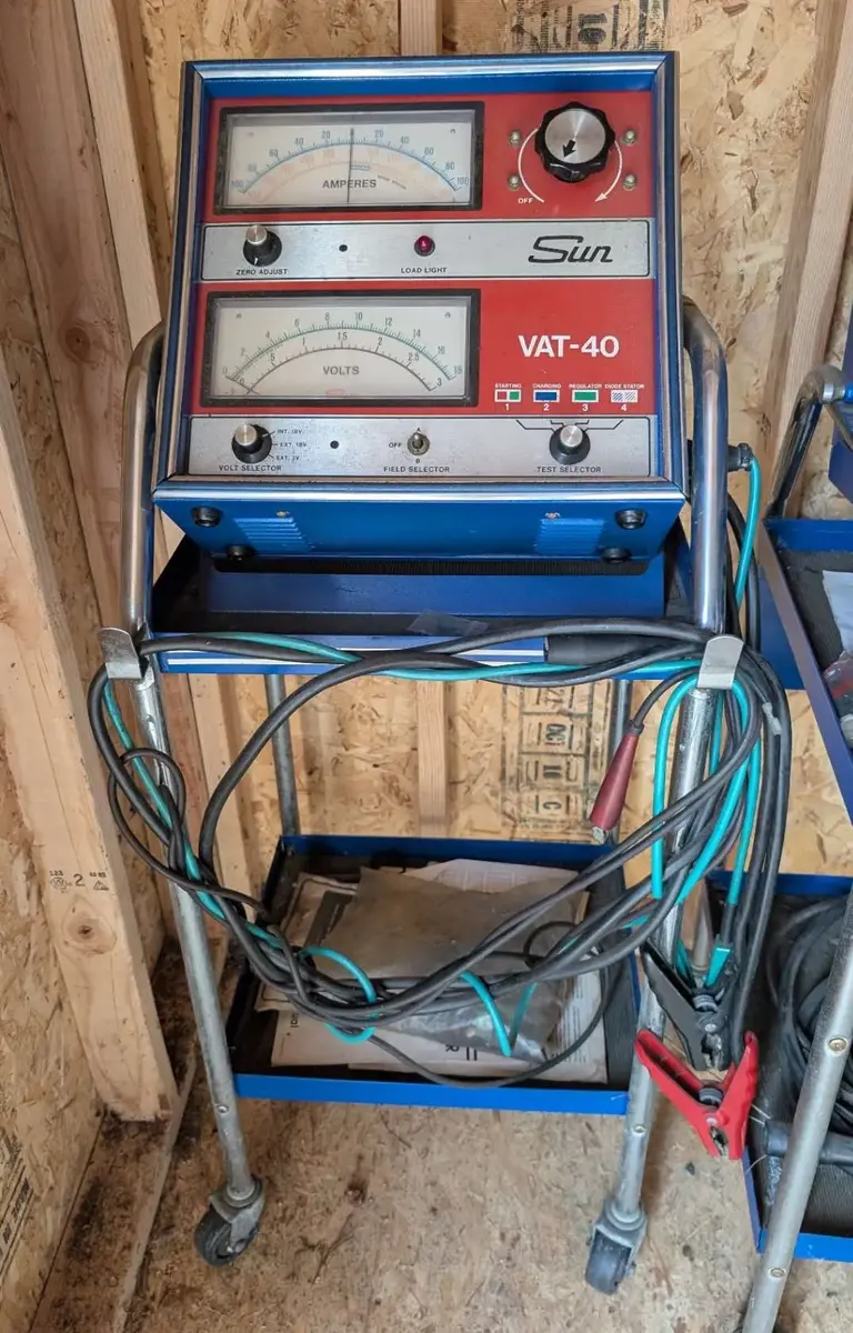 Vintage Sun VAT-40 Volt-Ampere Tester on Rolling Service Cart