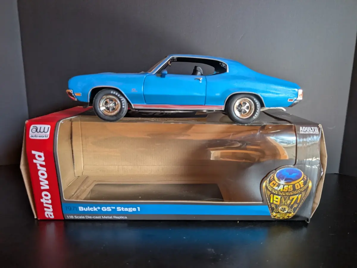Auto World 1971 Buick GS Stage 1 1:18 Die Cast Model