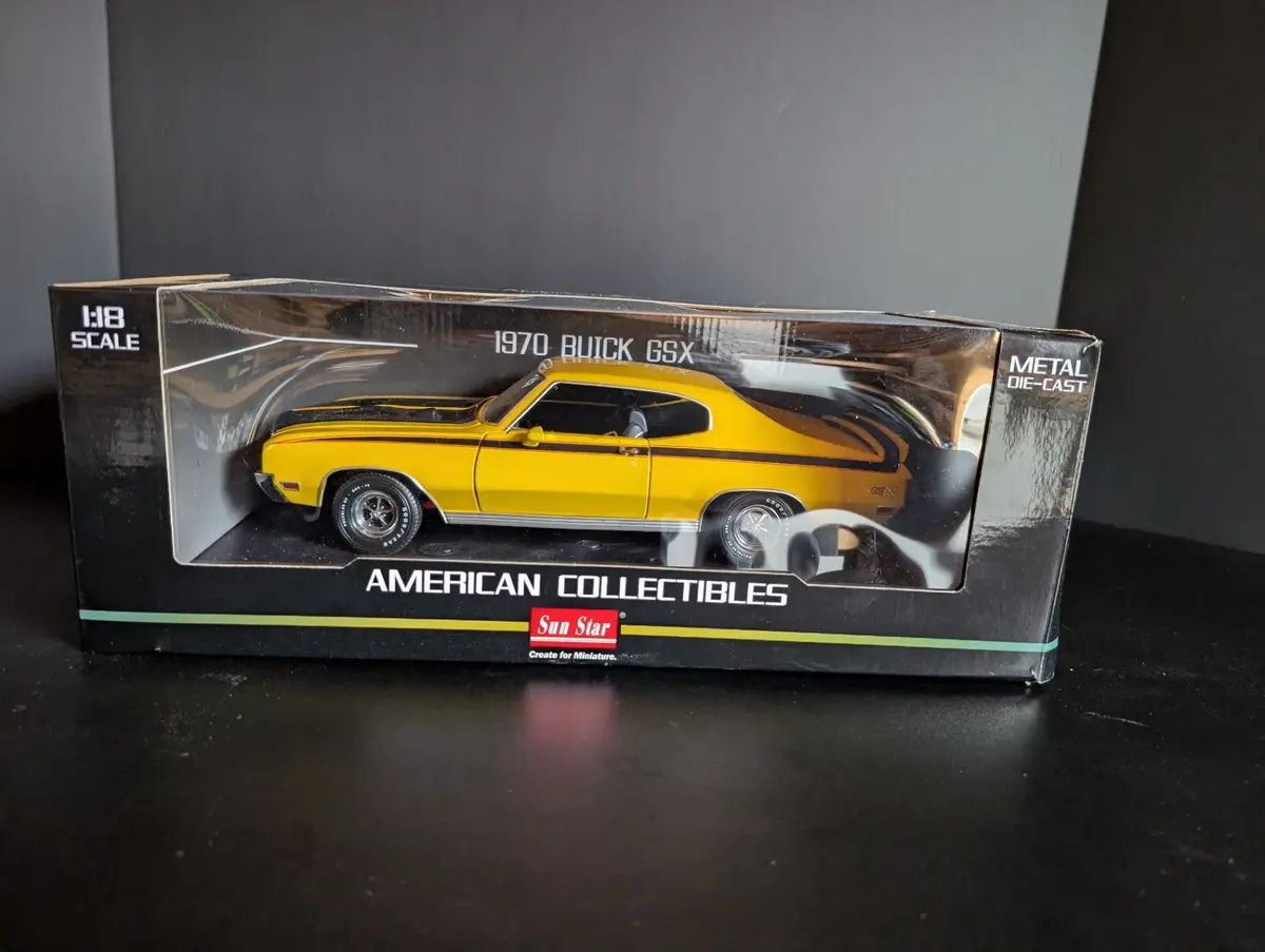 Sun Star 1970 Buick GSX 1:18 Die Cast Model Yellow