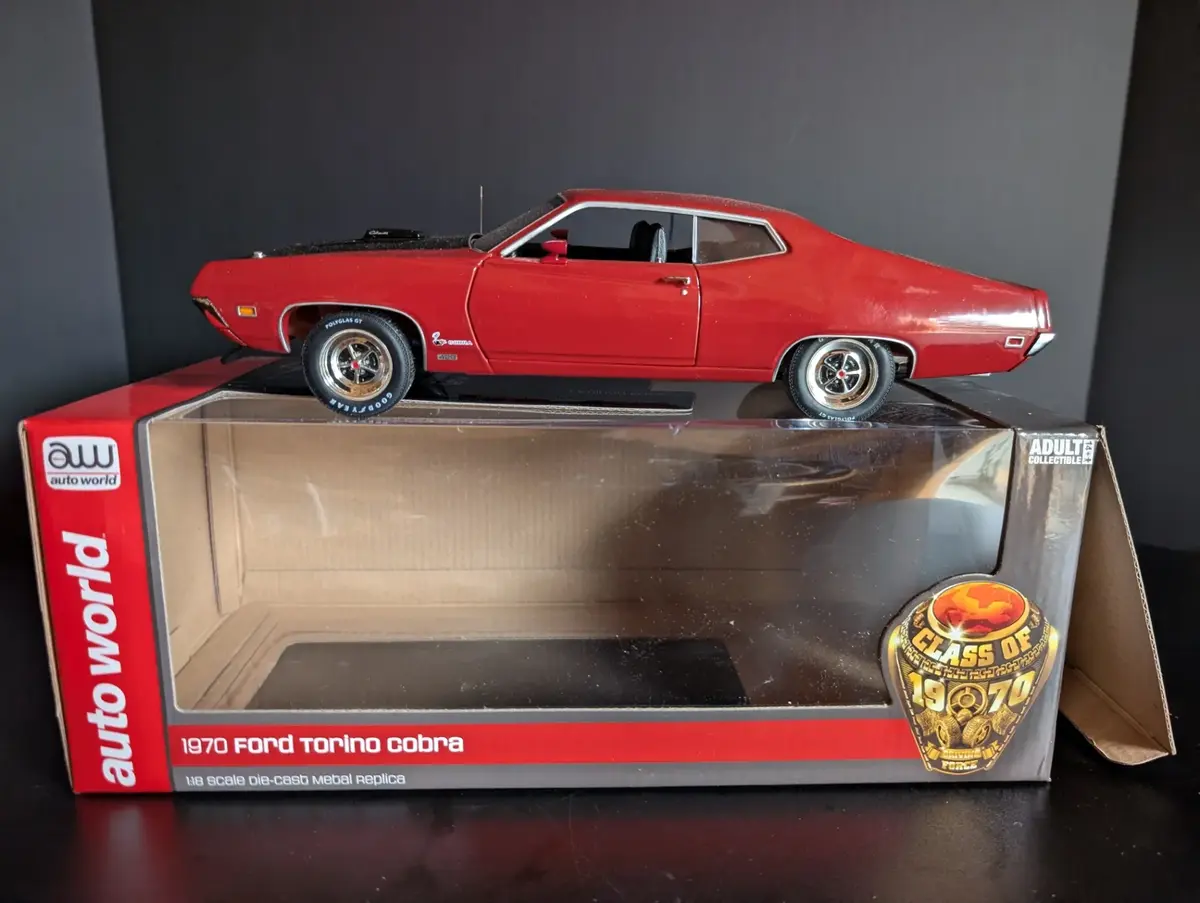 Auto World 1970 Ford Torino Cobra 429 1:18 Scale Die Cast Model