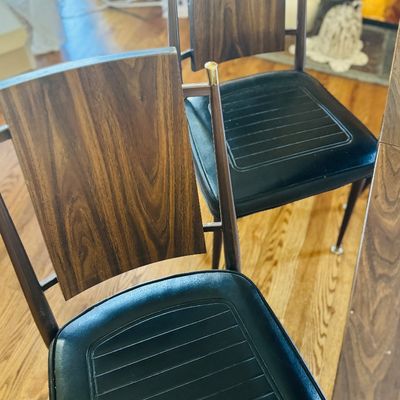 Sale Photo Thumbnail #24: Mid Century modern Table and Chairs