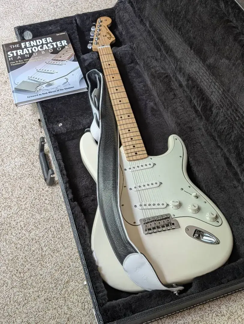 Fender Stratocaster Electric Guitar 